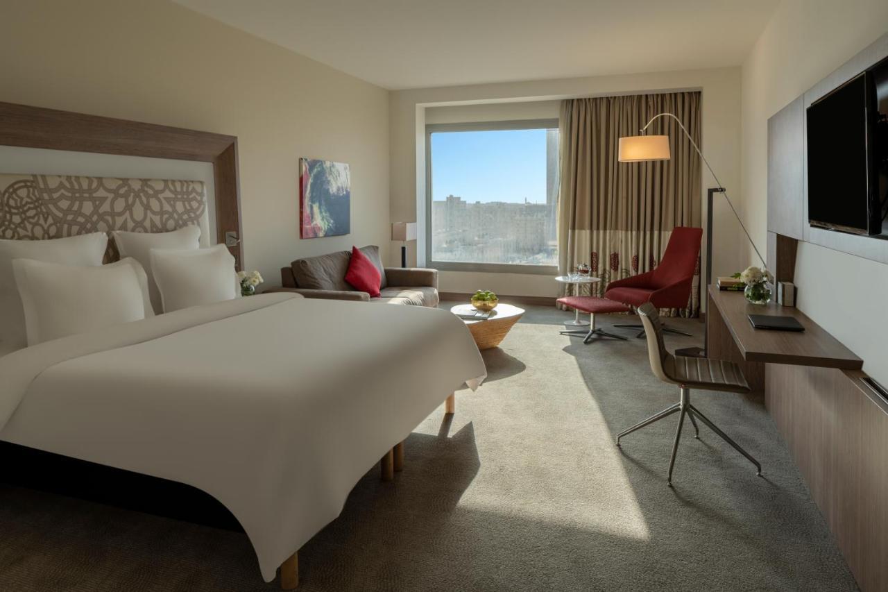 Novotel Jeddah Tahlia Екстериор снимка