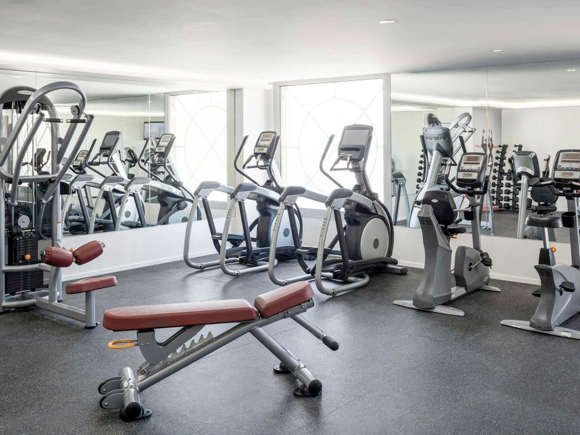 Novotel Jeddah Tahlia Екстериор снимка