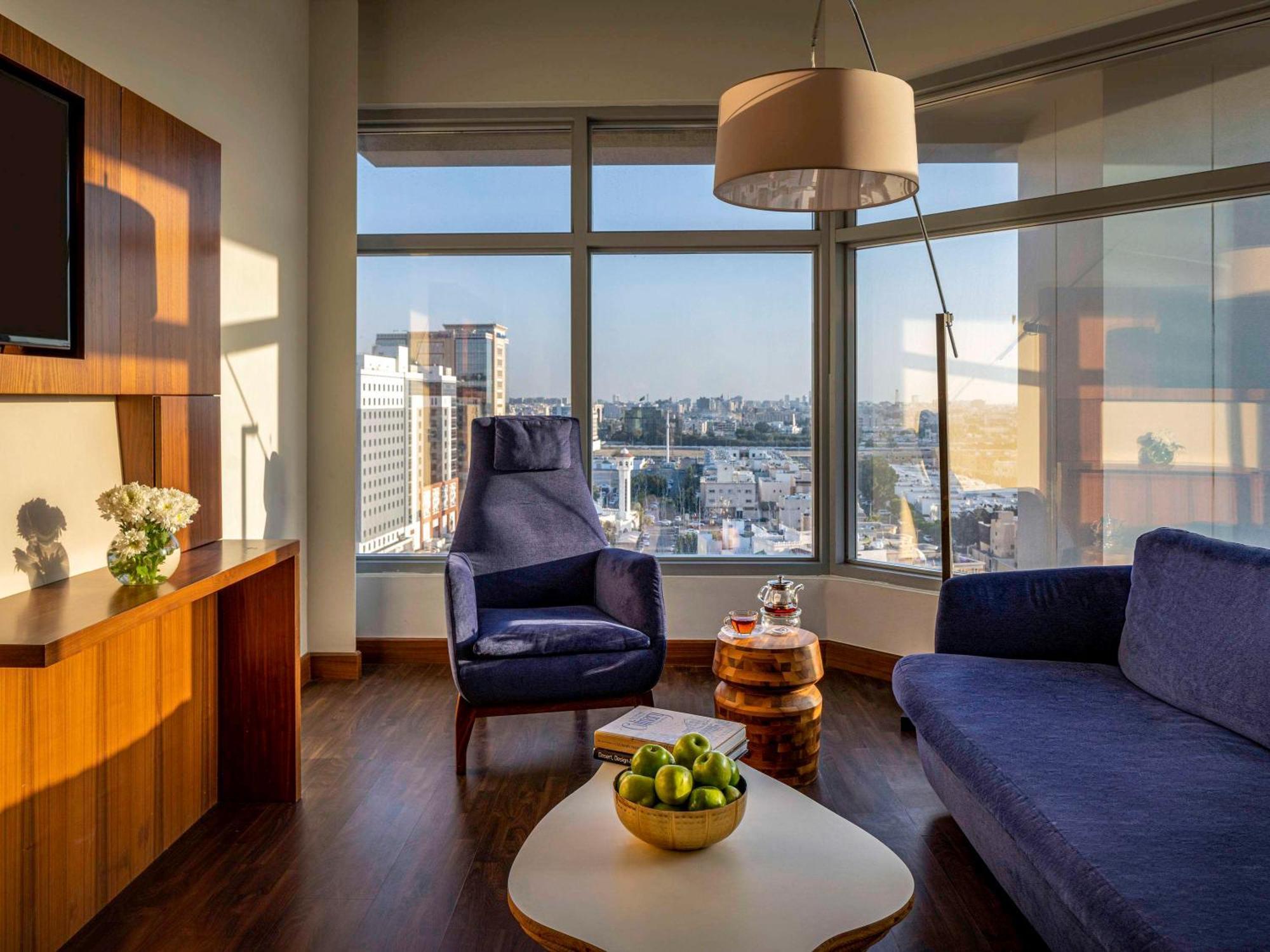 Novotel Jeddah Tahlia Екстериор снимка