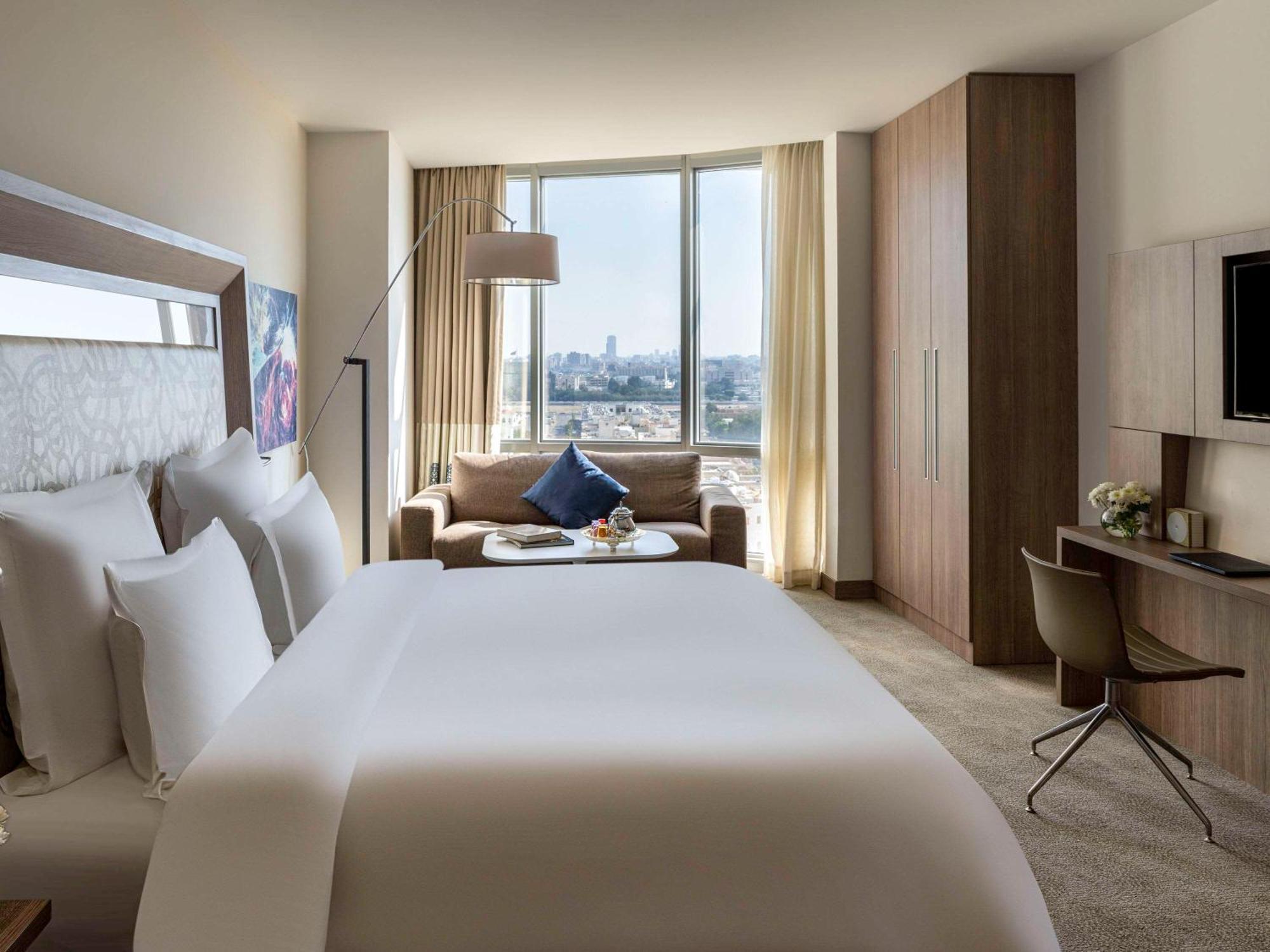 Novotel Jeddah Tahlia Екстериор снимка